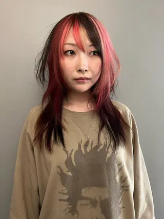 セミロング カラー haco＋所属・圧倒的デザイン力 店長🎨RENAのヘアスタイル