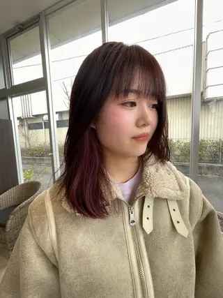 ミディアム カラー 松永 果菜のヘアスタイル