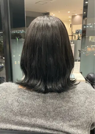 ミディアム カラー hair&make first 郡山駅前店所属・高宮 ひいなのヘアスタイル