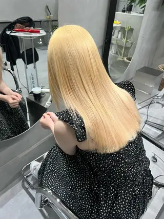 ミディアム デザイン🥇複雑履歴 ハイトーン特化のヘアスタイル