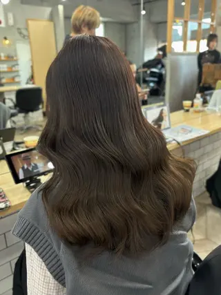 セミロング カラー angelica難波 Hinaのヘアスタイル
