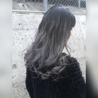 セミロング 圧倒的美髪ストレート ツダケイタロウのヘアスタイル