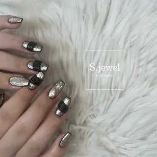 ネイル S♡JEWEL所属・S. JEWELのネイルデザイン