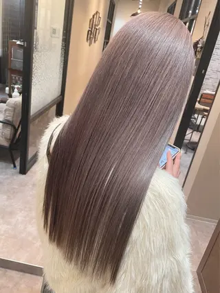 ロング ブリーチ特化🎖️ピ ンクカラー高橋さやかのヘアスタイル