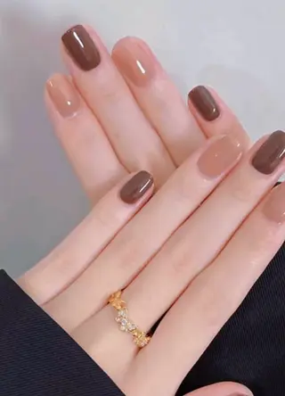 ネイル 高木 維麗絲のネイルデザイン