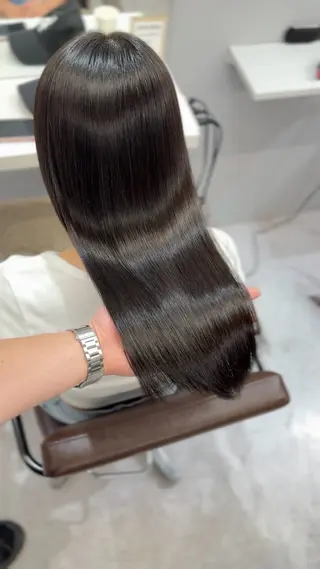 セミロング 髪質改善×縮毛矯正 Core 片山健太のヘアスタイル