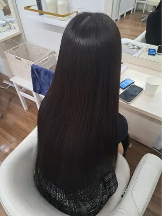 ロング GLOSS 心斎橋 山上のヘアスタイル