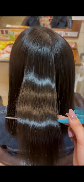 ミディアム いいじま あきねのヘアスタイル