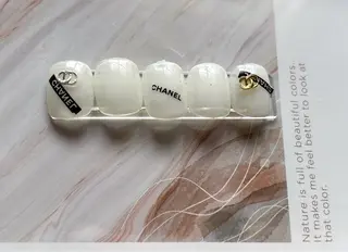 ネイル コウ ヨウのネイルデザイン