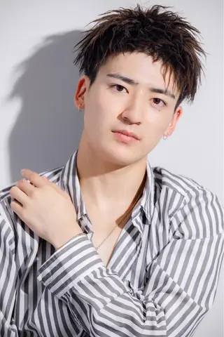 ショート to youのヘアスタイル