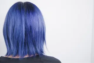 ミディアム カラー 米山 珠那のヘアスタイル