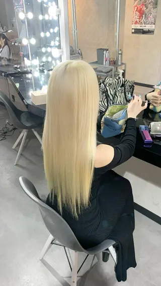 ロング KISS SWAN所属・B E C H I C O〔べち子〕のヘアスタイル