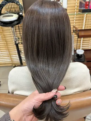 セミロング カラー 頭皮×髪質改善 透明感カラー💎中村のヘアスタイル
