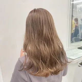 セミロング ✨透明感、艶髪ヘア✨ 韓国ヘア特化💖のヘアスタイル