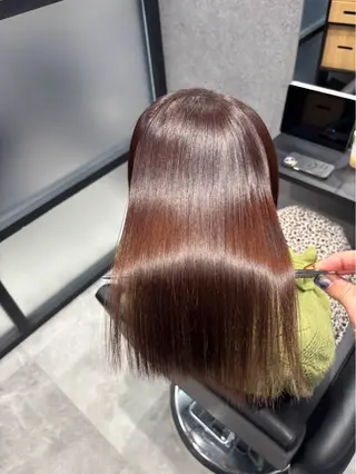 ミディアム 佐野 彩音のヘアスタイル