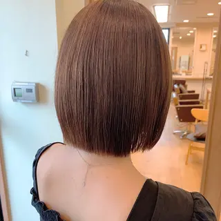 ショート NUMBER_ ユイナのヘアスタイル