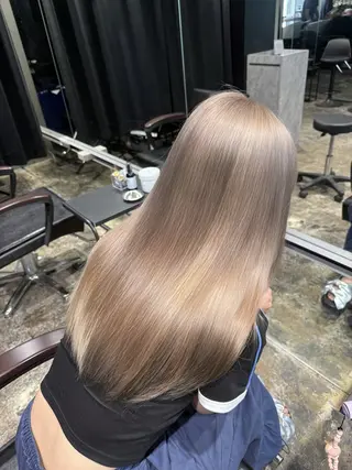 セミロング カラー ROIS渋谷【ロイス】所属・高橋大樹/ブリーチ/ ハイトーン/艶カラーのヘアスタイル