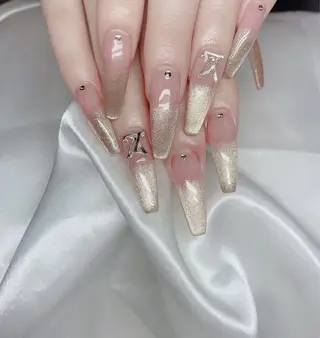 ネイル UniqueNail 長さだし専門店のネイルデザイン