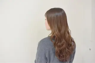 ロング カラー タカハシ ハヤトのヘアスタイル