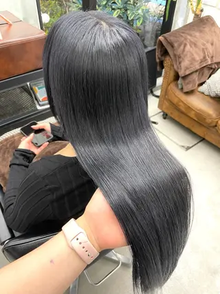 ロング 角田 萌夏のヘアスタイル