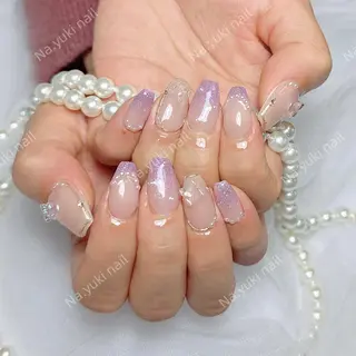 ネイル Queenie 🦋のネイルデザイン