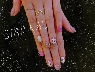 ネイル STAR NAIL所属・STAR NAILのネイルデザイン