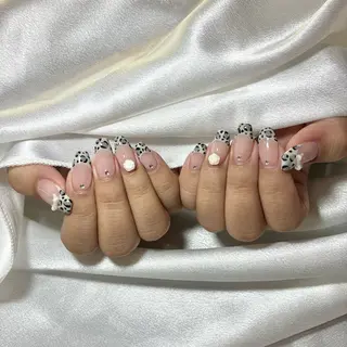 ネイル e-up by boss所属・e-up nail Arisaのネイルデザイン