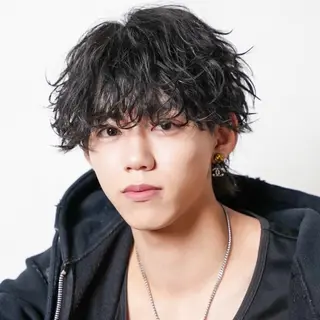 ミディアム カラー パーマ メンズ 垢抜けマッシュ /キョウヘイ😎のヘアスタイル