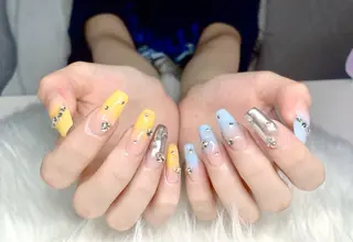 ネイル Hi Beauty 渋谷(ネイル、ハイパーナイフ6、脂肪れいきゃく、マッサージ＆エステサロン)所属・Hi beauty 渋谷のネイルデザイン
