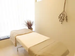 Jumeirah フェイシャル専門店のエステ・リラクイメージ