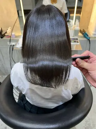 セミロング レイヤー＆カラー 人気美容師倉崎涼のヘアスタイル