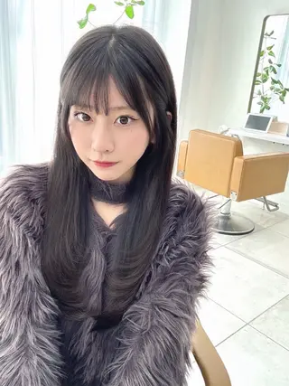 ロング Rayreee　原宿・表参道所属・前髪顔周り 韓国前髪Hirotoのヘアスタイル