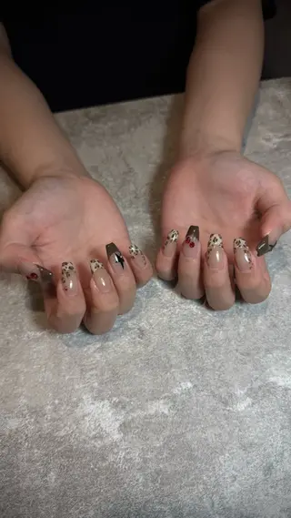 ネイル Nail MOANAのネイルデザイン