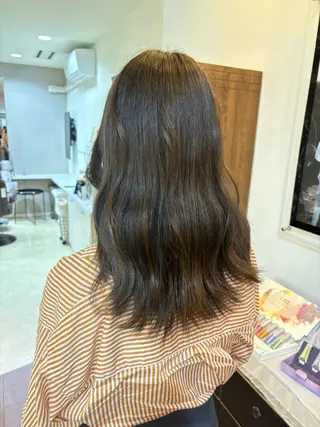 ロング 天野 妃菜のヘアスタイル