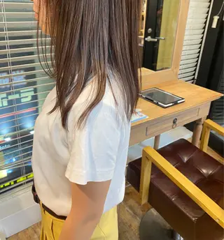 ミディアム カラー ヘアアレンジ re naのヘアスタイル