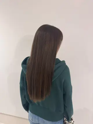 カラー fni.fni所属・坪井 れあのヘアスタイル