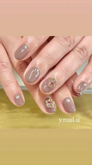 ネイル nail.u所属・テルイ ユウのネイルデザイン