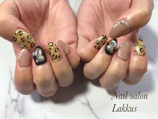 ネイル Lakkus T－CHIのネイルデザイン