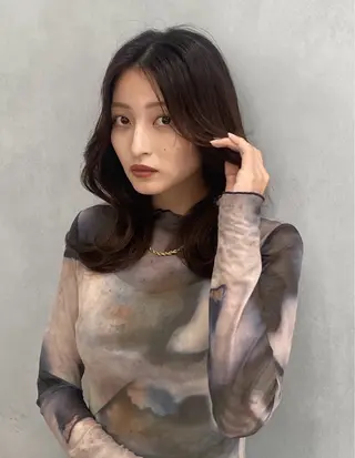 セミロング つや髪ᰔᩚ暖色 カラーYui🩰のヘアスタイル