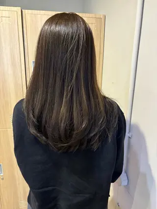 セミロング LOREN＋透明感 オリーブhirokoのヘアスタイル