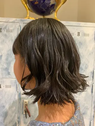 ショート カラー 髪質改善/縮毛矯正 ツヤ髪🩷さつきのヘアスタイル