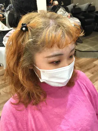 セミロング カラー ヘアアレンジ トレンドヘア🌿 chinariのヘアスタイル