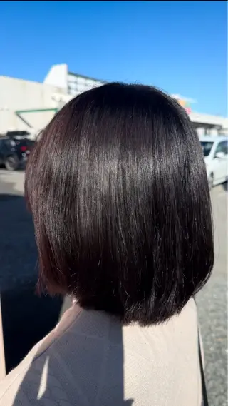 ショート カラー 林 萌恵のヘアスタイル