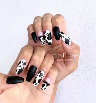 ネイル 大人可愛いネイル🎗 Hinaのネイルデザイン