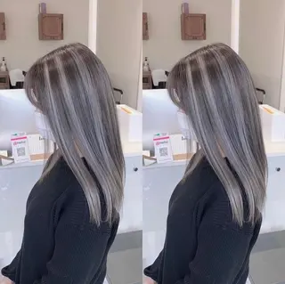 ロング カラー オフホワイトアンドなんば所属・福西 洋斗のヘアスタイル