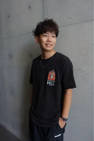 ショート メンズ スパイキーショート パーマ　具志堅　太志のヘアスタイル