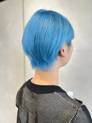 ショート カラー カラースペシャリスト ・齊藤 羽瑠輝のヘアスタイル