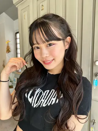 ロング 柴田 すず花のヘアスタイル