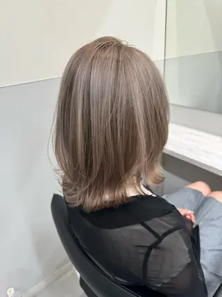 ショート カラー SALOWIN新宿三丁目【サロウィン】所属・レイヤー🔶髪質改善 🔶透明感カラー青木のヘアスタイル