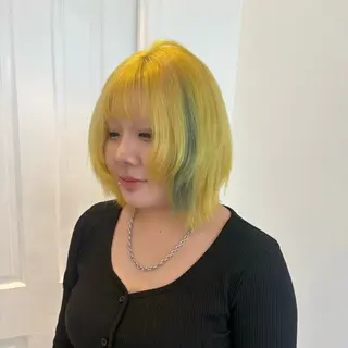 ミディアム カラー ハイトーン×デザイン 🪽🫧HIKARIのヘアスタイル